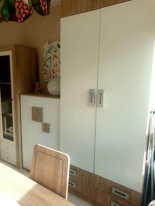 Precioso Estudio Con Piscina A 200M Del Mar Marbella Eksteriør billede