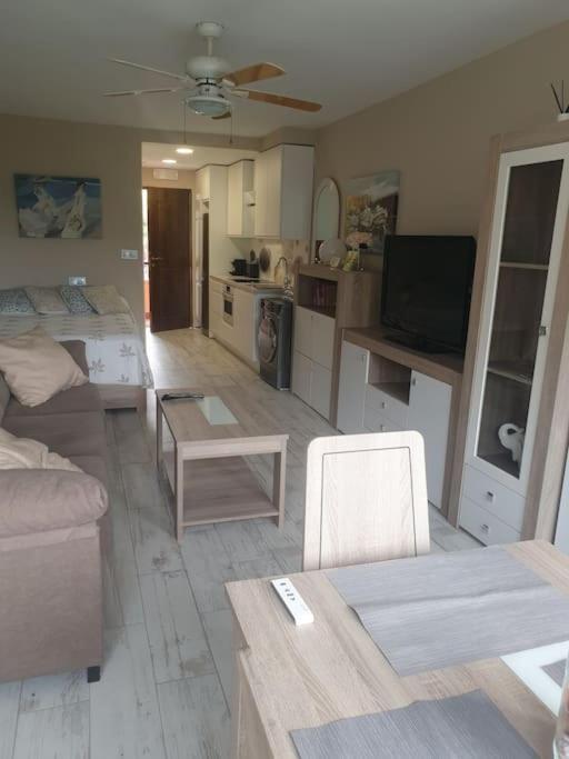 Precioso Estudio Con Piscina A 200M Del Mar Marbella Eksteriør billede