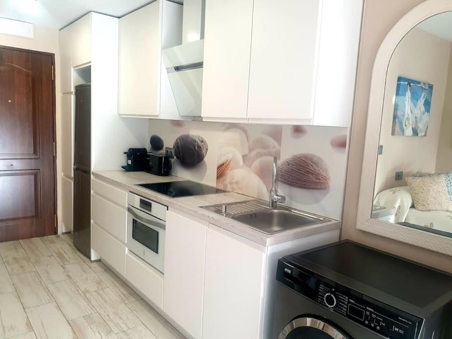 Precioso Estudio Con Piscina A 200M Del Mar Marbella Eksteriør billede