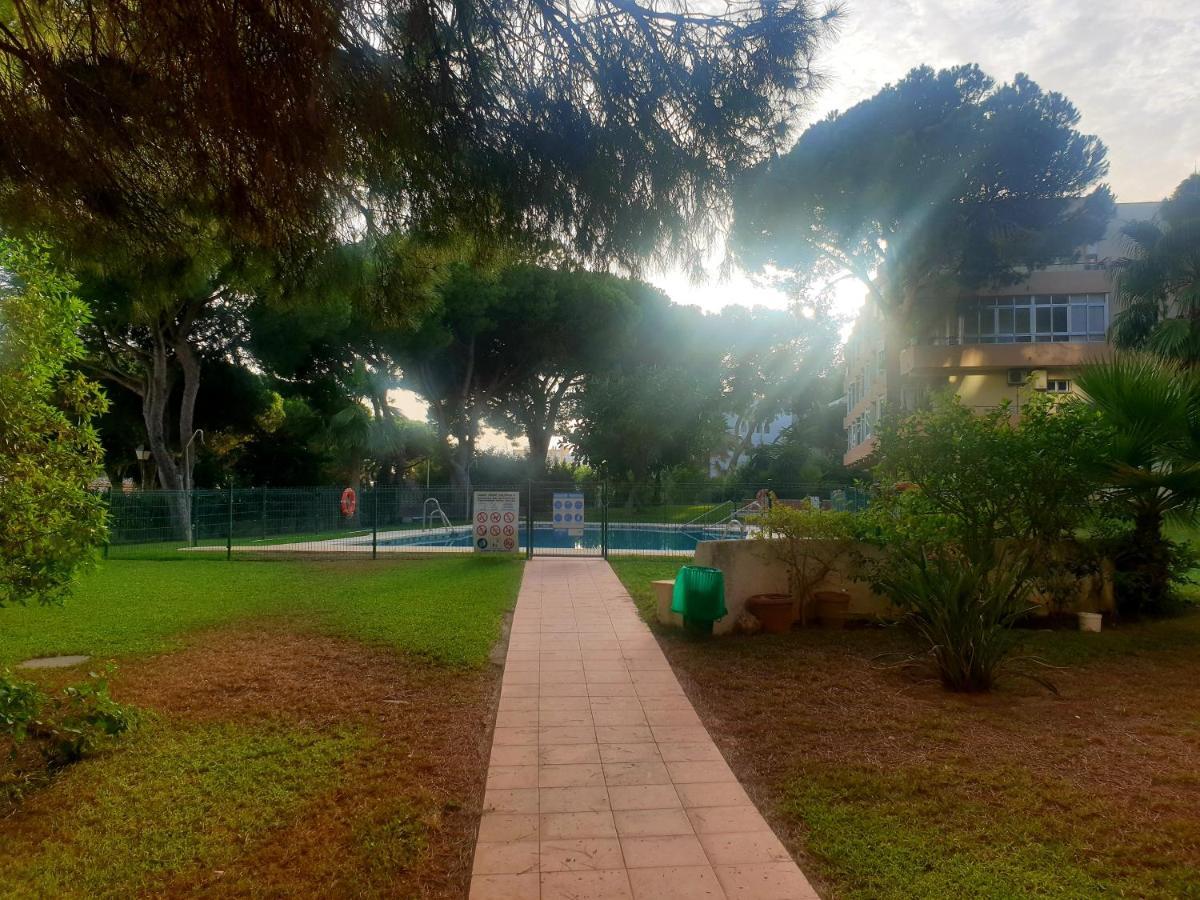 Precioso Estudio Con Piscina A 200M Del Mar Marbella Eksteriør billede
